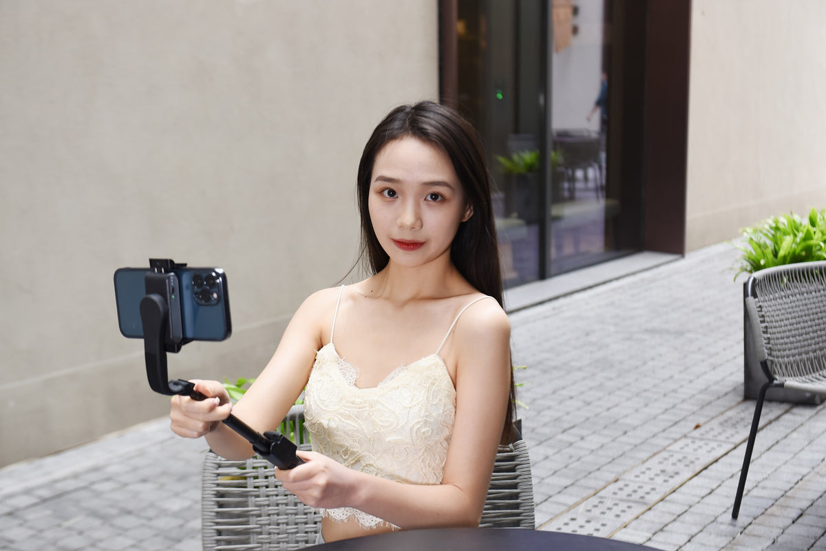 Hohem iSteady Q Versatile Selfie Stick